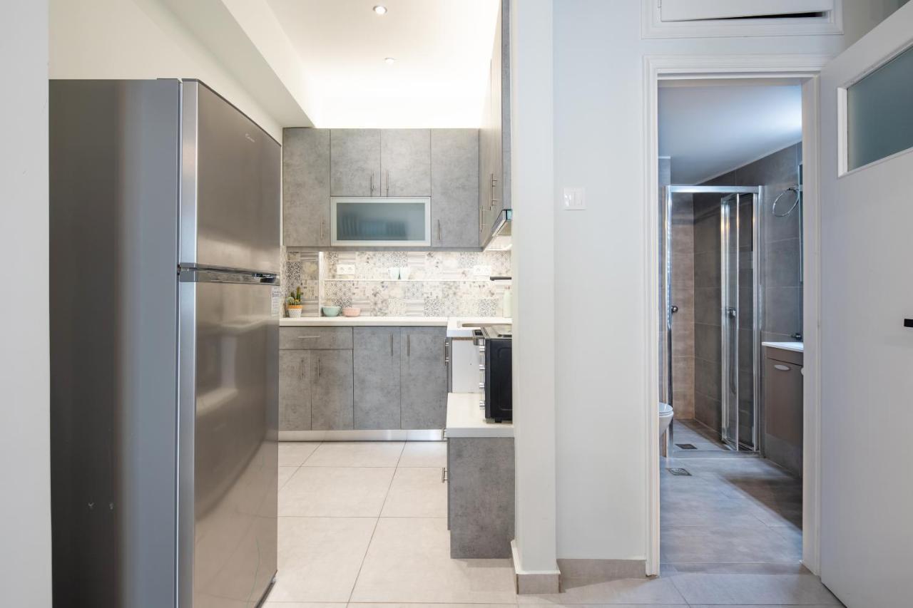 Newly Renovated Cozy Studio Downtown Атина Екстериор снимка